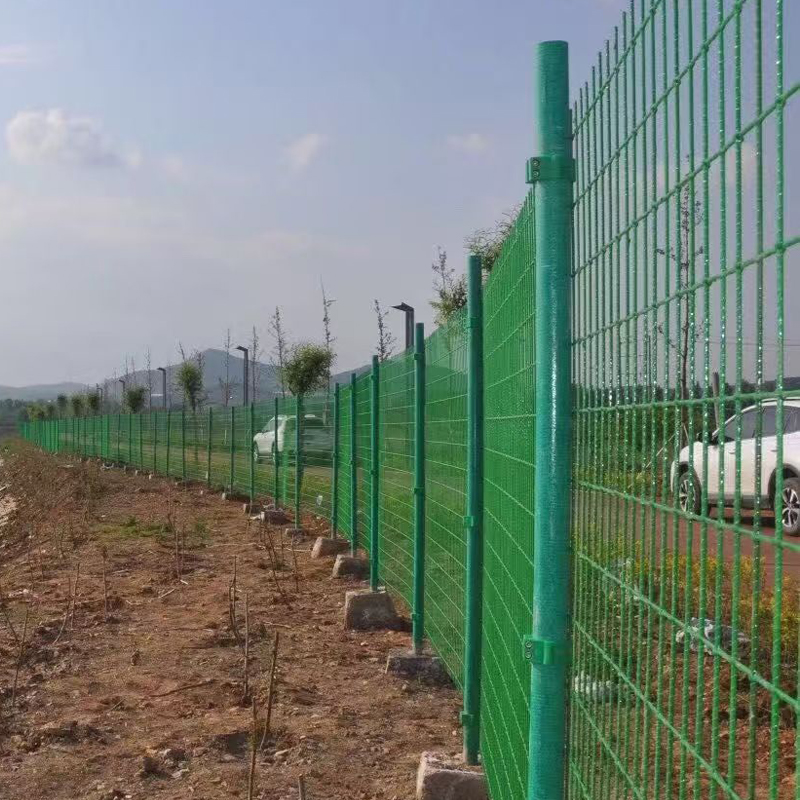 Ligne de production de treillis GFRP
